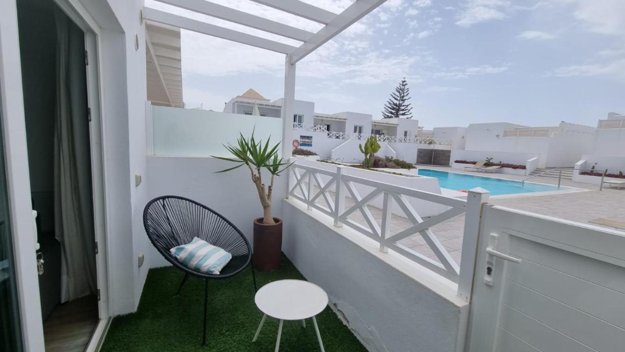 Flower Beach Suite Pool Плайя-Онда Экстерьер фото
